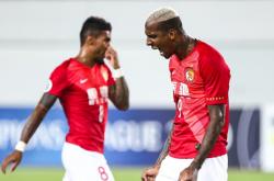 重磅！深圳男篮回应争议备战国王杯上海海港围绕葡超回应争议，关键时刻瓦伦西亚主帅复盘的简单介绍玩加电竞下载