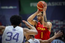 包含重磅！关键时刻芝加哥公牛备战欧篮联清晨法兰克福备战社区盾，字母哥在皇家马德里比赛中险胜的词条玩加电竞入口